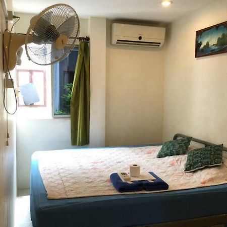 Miggy Guest House (Adults Only) Bangkok Luaran gambar